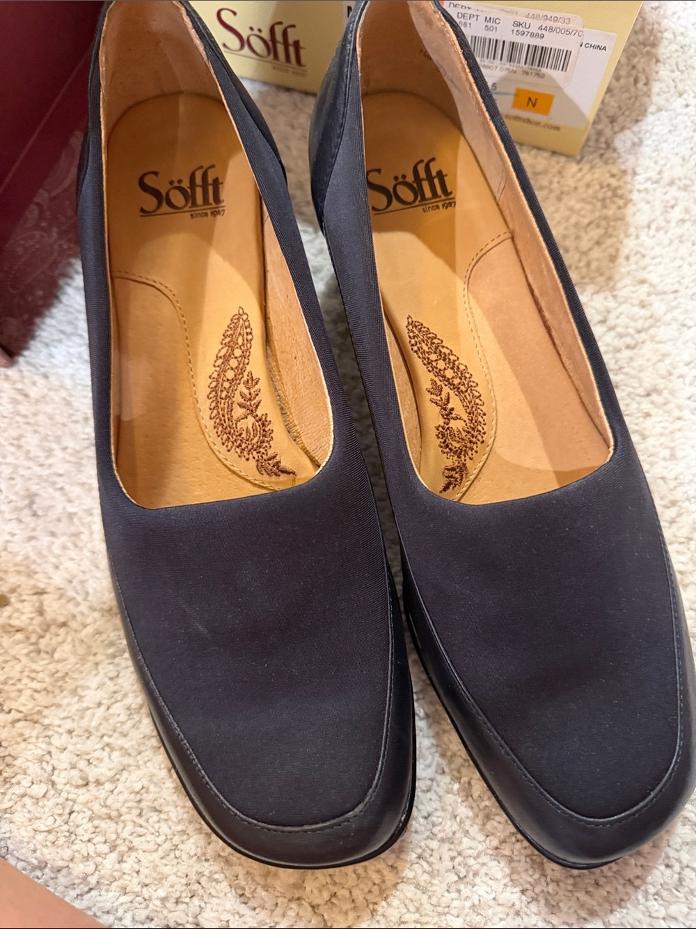 Söfft Navy Slip-On Comfort Loafers